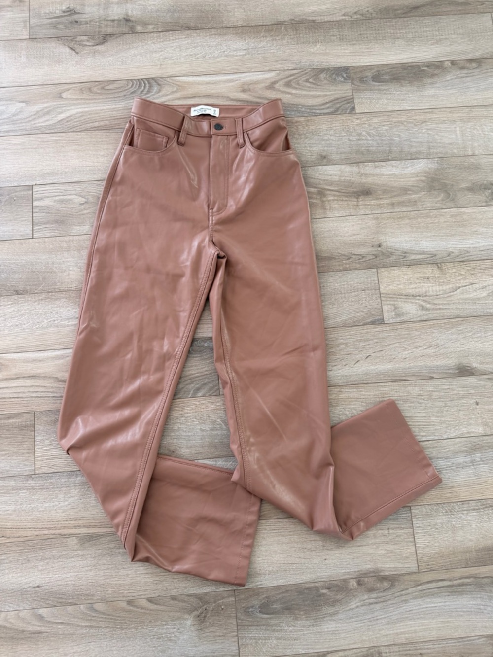 Abercrombie & Fitch Faux Leather Straight Leg Pants in Dusty Rose